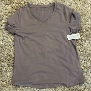 Women's Lavender V-Neck Tee